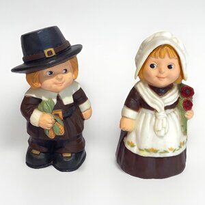 Vintage Hallmark Thanksgiving Pilgrim Salt and Pepper Shakers Plastic Children
